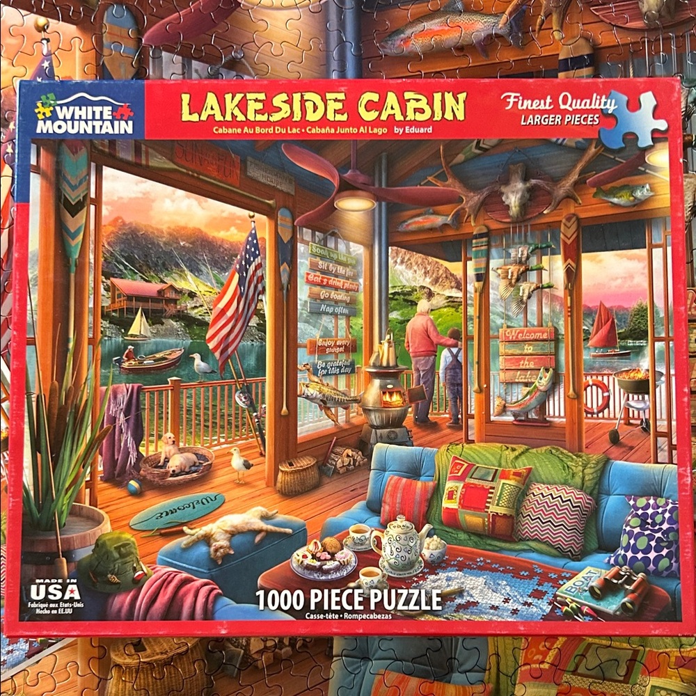 White Mountain Lakeside Cabin 1000-Piece Puzzle